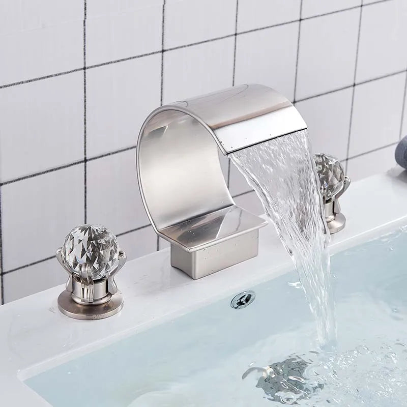 Golden Waterfall Basin Faucet